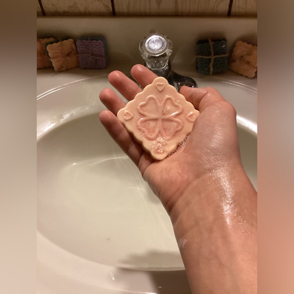 Homemade hand and body soap - Picture 9 of 14